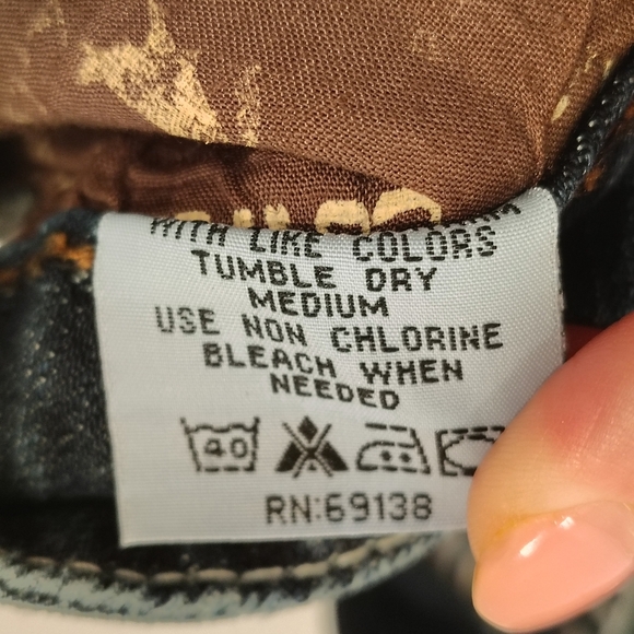 Cowgirl Tuff Co WOMENS SIZE 27X35. Western Jeans Embroidered White Stitching - Picture 8 of 11